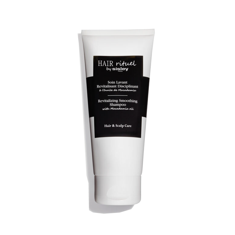 Revitalizing Smoothing Shampoo with Macadamia Oil