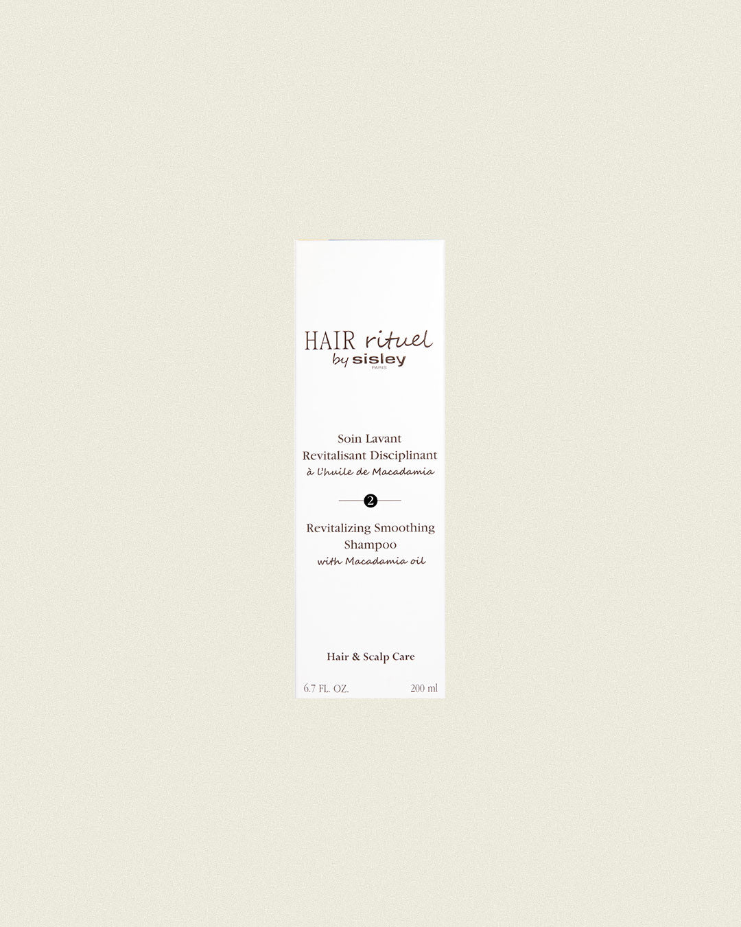 Revitalizing Smoothing Shampoo with Macadamia Oil